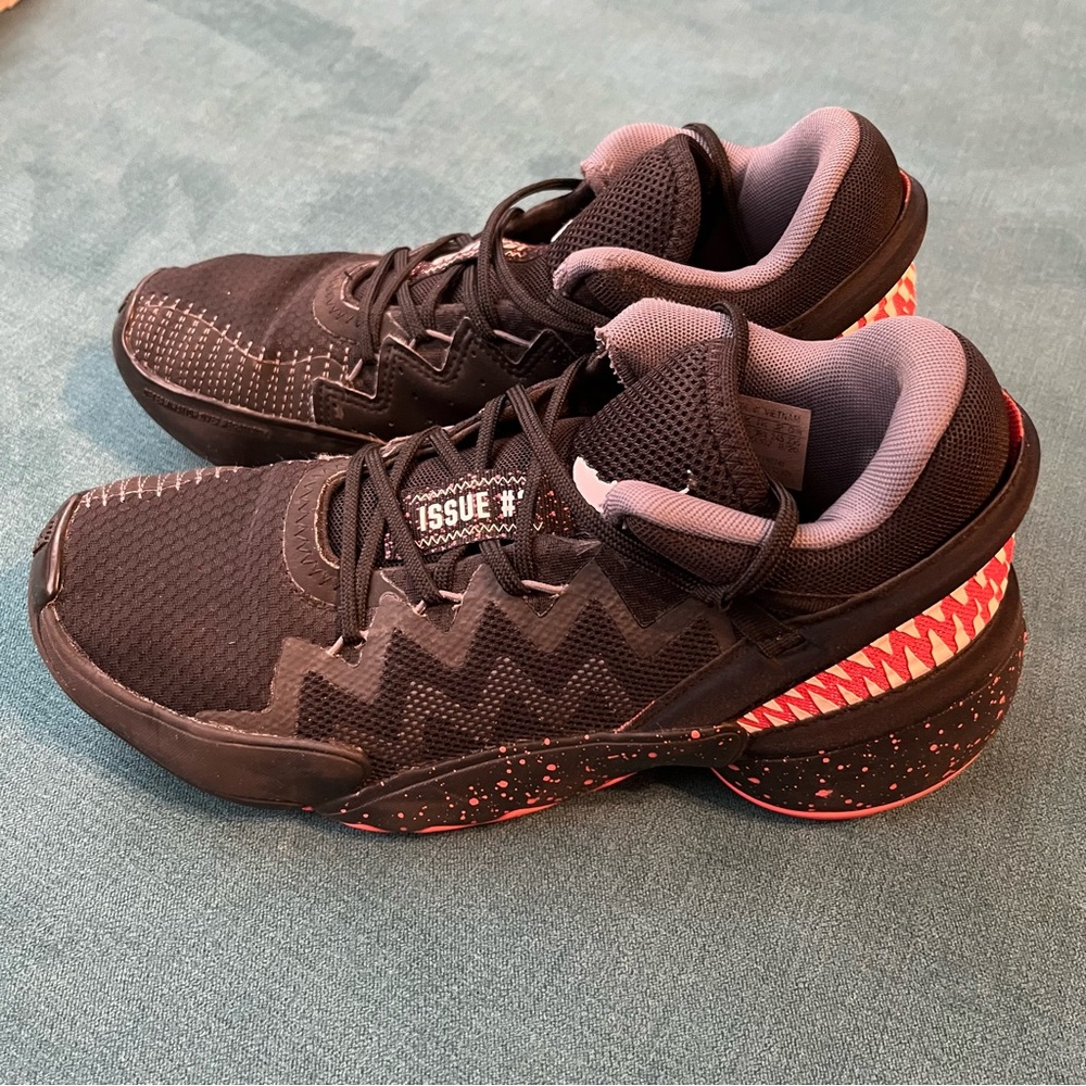 Adidas x Marvel D.O.N. Issue 2 Venom Basketball‎ shoes size 6